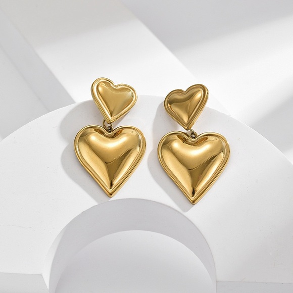 24K Gold Double Heart Earrings*Waterproof*Sweatproof* - Picture 2 of 7